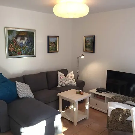 Haus Zeesenboot Ferienwohnung Lee Hiddensee