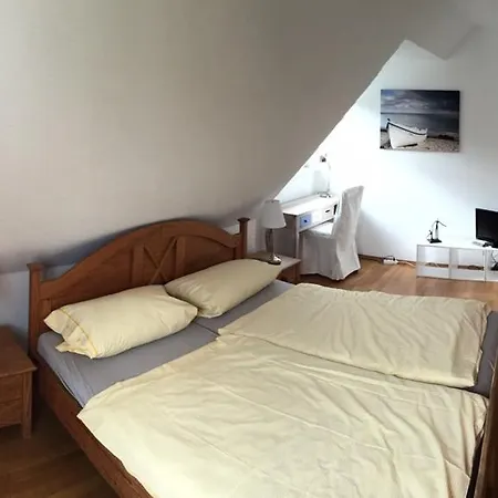Apartment Haus Zeesenboot Ferienwohnung Lee