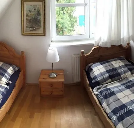 Haus Zeesenboot Ferienwohnung Lee * Hiddensee